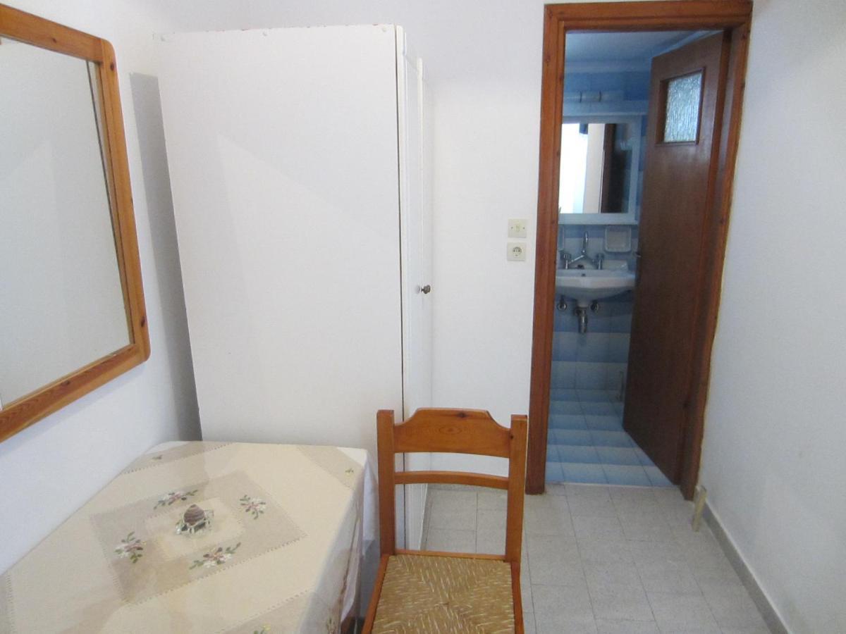 Triovasálos Katerina Apartments מראה חיצוני תמונה