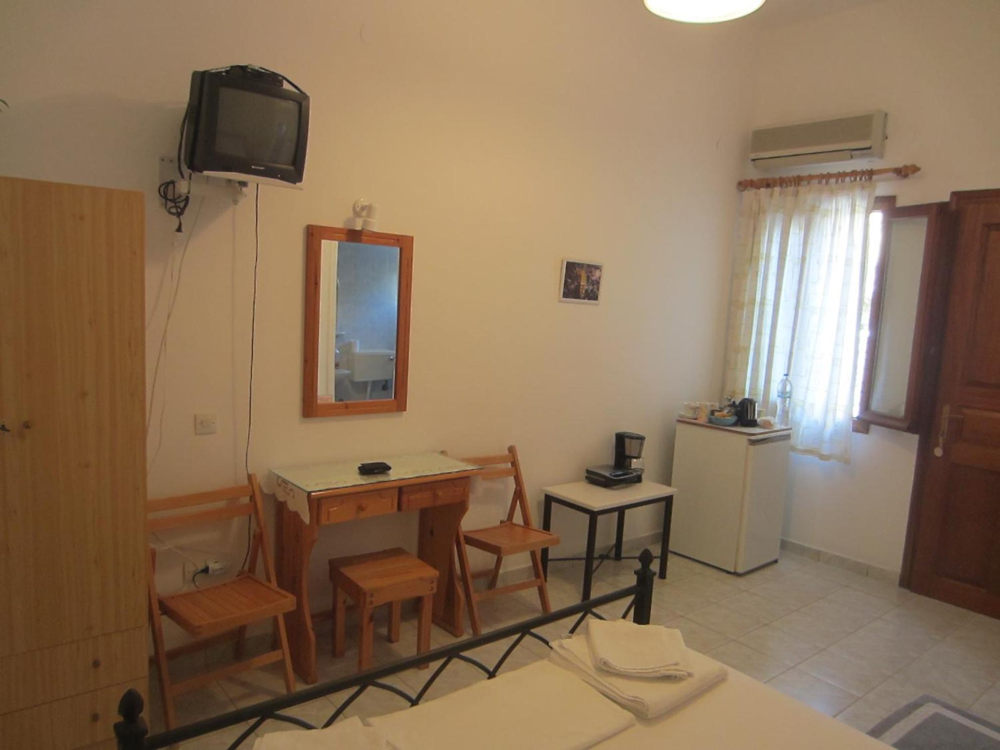 Triovasálos Katerina Apartments מראה חיצוני תמונה