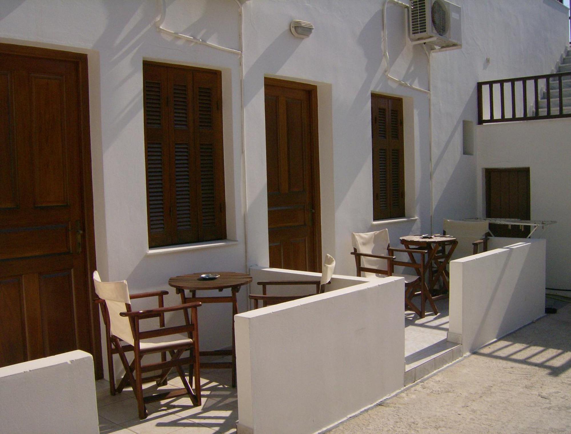 Triovasálos Katerina Apartments מראה חיצוני תמונה