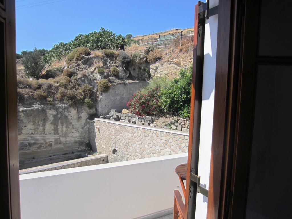 Triovasálos Katerina Apartments מראה חיצוני תמונה